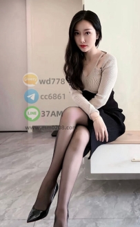 艾艾  168-47-E+ 30歲特價4000 身高壓制型，走進來就讓人有種被制服的興奮感 足交專精