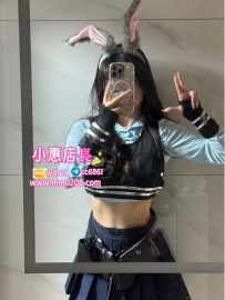 小兔子  160-47-E-22歲充滿熱情 嬌小性感妹 搭配她充滿勾引的調戲眼神  讓人有種想把