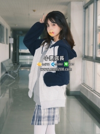 柔柔160-45-C-19歲喜歡被親脖子，會忍不住一直發出悶哼  舌吻慢節奏、偏濕、帶有戀愛