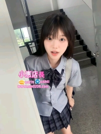 西尼  155-42-B-19歲小蘿莉  臉蛋可愛 床上色情  喜歡玩角色扮演   配合度極高 前戲驚