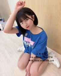 艾力  157-46-D-19歲胸部剛好 雙手握住軟軟的  奶頭小小的 但是很敏感   服務主動 喜
