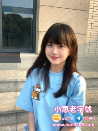 晴晴 157cm-45kg-C-19歲 #新竹暑假學生 #甜心女友型 #特價：6000 甜心女友學生 這個時間想談場刺激戀愛嗎 晴晴笑容甜美聲音酥麻 小穴又緊又會吸 身體