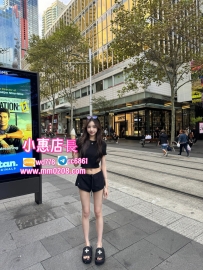 小希 162-47-C+22歲服務很細，會慢慢玩，先舔再磨再坐上來.床上很敢，無套口交、69 都