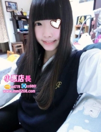 思瑤 155-42-C-18歲皮膚白皙水嫩  臉蛋小小的 笑起來很暖心  體貼 會照顧人 會聊天 很