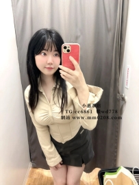 艾汐  162-50-E+ 23歲特價：6000 甜甜的微肉女生 蜜桃翹臀粉嫩圓潤 雙乳飽滿粉嫩 ，脫