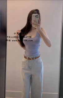 心兒  168-47-D-25歲充滿親和力的美腿OL 大長腿性感 臉蛋氣質漂亮  擁有纖細的身材和